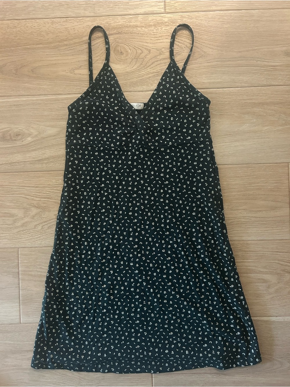 BRANDY MELVILLE Green Floral Dress